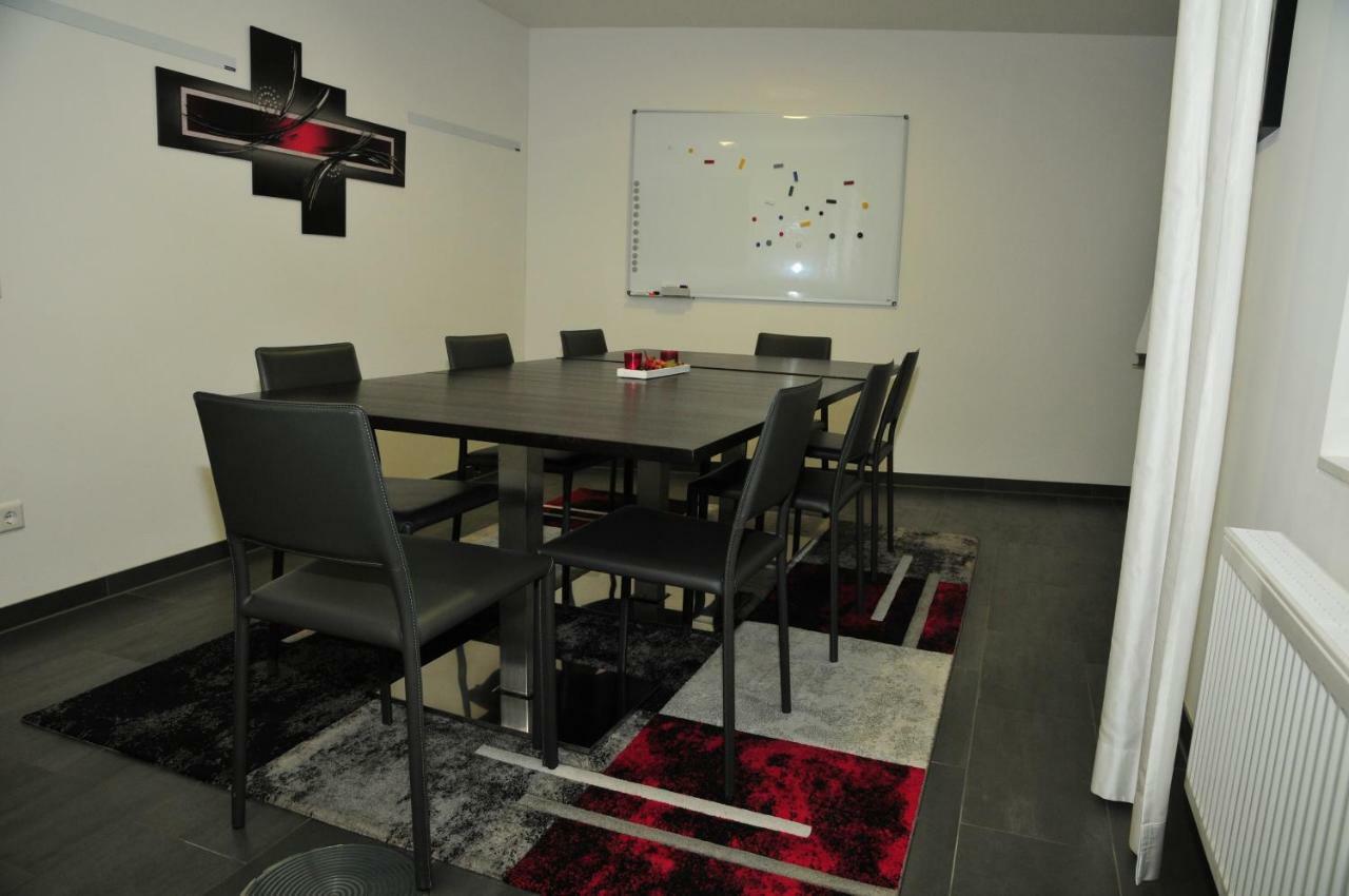 Hotel Sporcher Nest Cadolzburg المظهر الخارجي الصورة