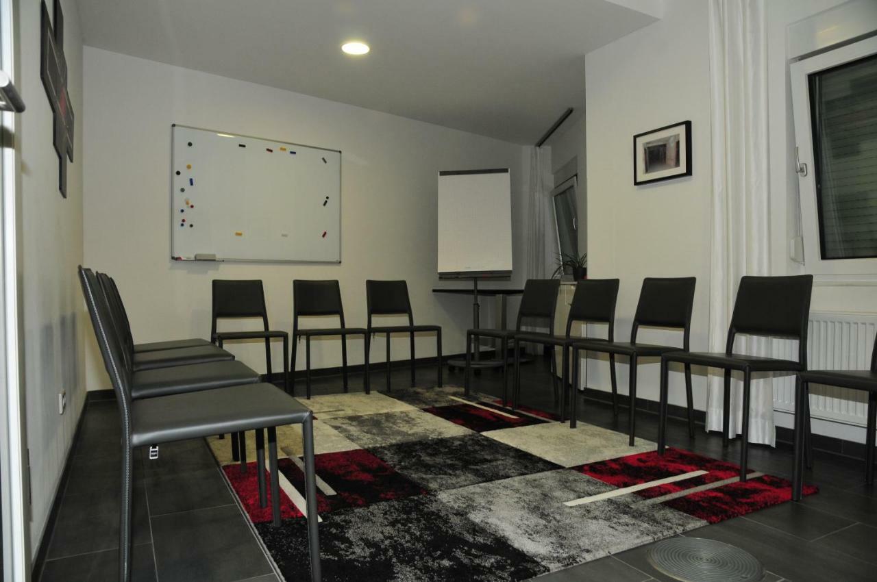 Hotel Sporcher Nest Cadolzburg المظهر الخارجي الصورة
